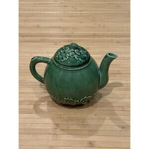 VINTAGE BORDALLO PINHEIRO OAK LEAF GREEN TEAPOT ACORN LID MADE IN PORTUGAL
